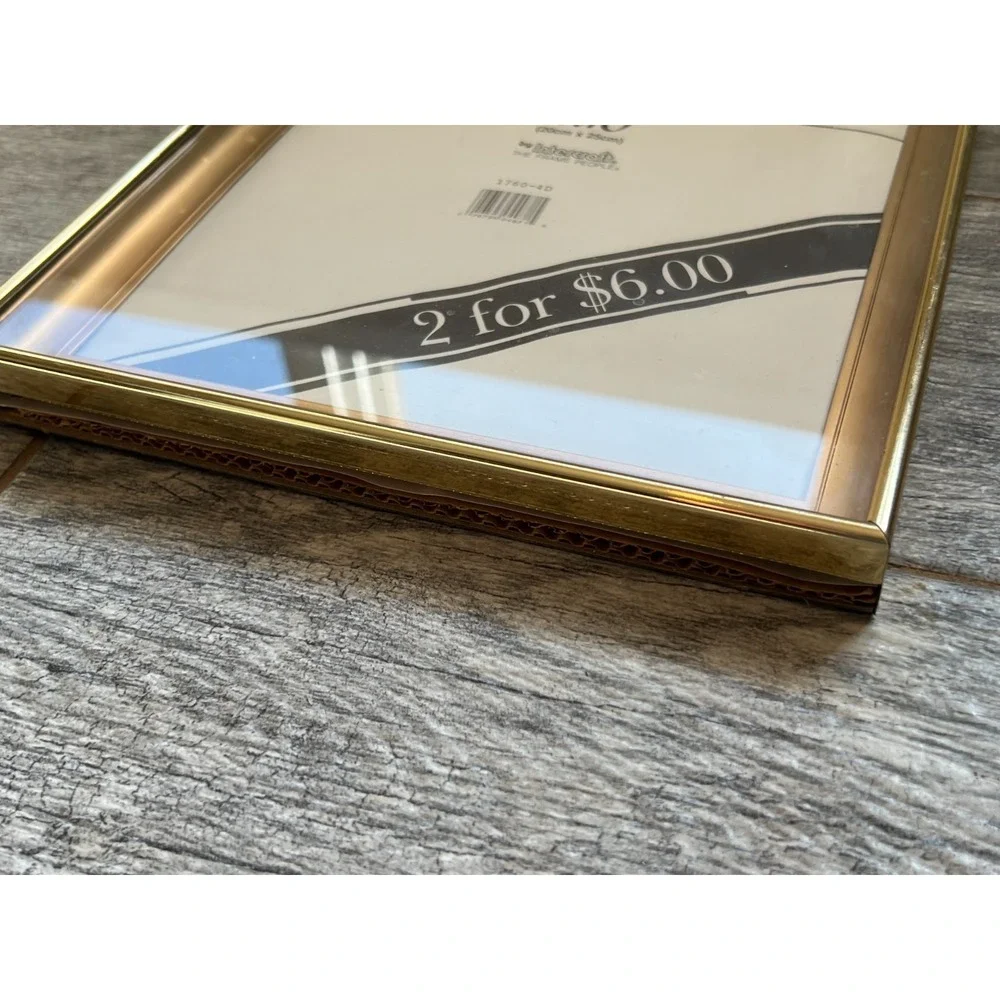 Intercraft Dimensions Gold New 8 x 10 Photo Frame Retro‎ USA Vintage 90s Holder